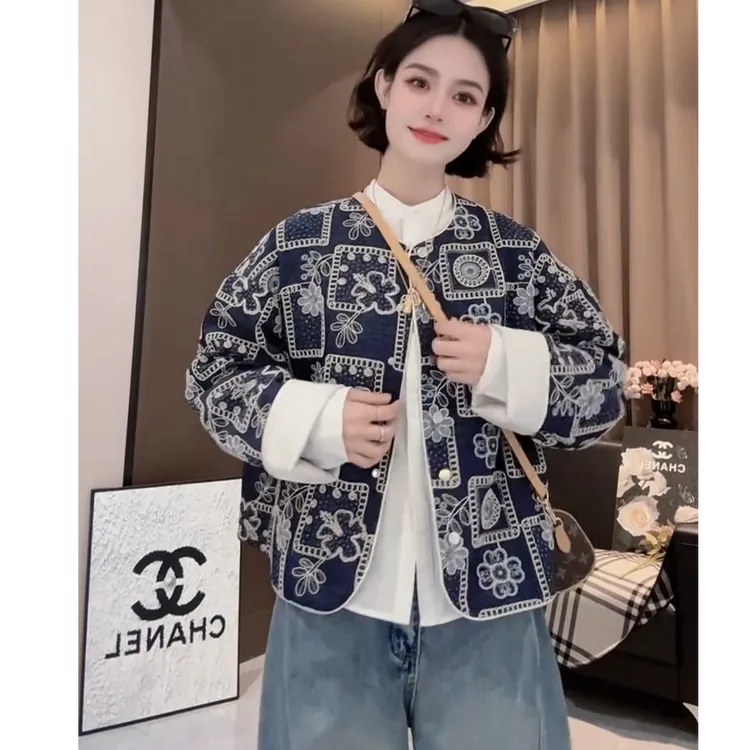 重工刺绣新中式青花瓷短款外套女春季宽松显瘦圆领立体休闲上衣