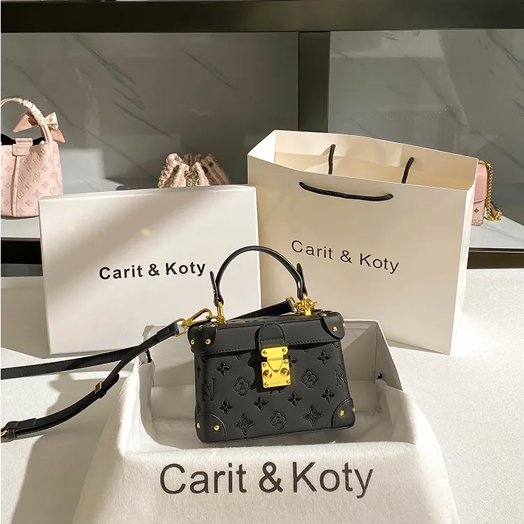 CARIT KOTY小众黑色刺绣盒子包包2025新款手提包高级感小方包斜挎