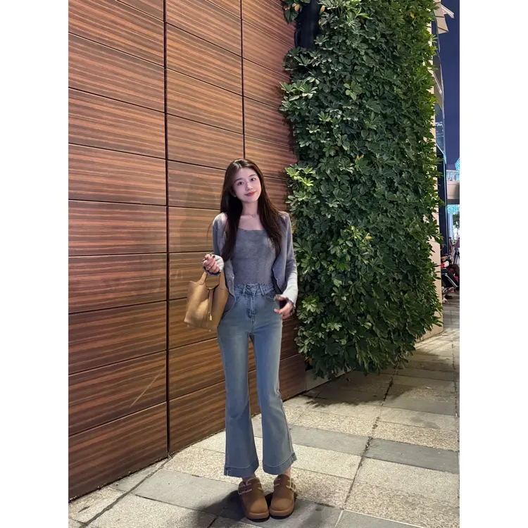 短袖女针织设计感上衣+ 高腰显瘦微喇裤牛仔九分裤小个子牛仔裤