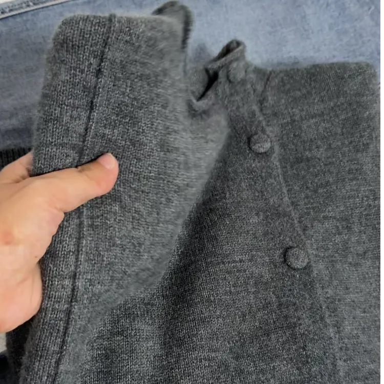 80-170斤大码2025秋冬新款纯色立领针织衫休闲百搭高级感毛衣上衣