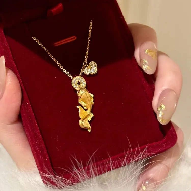 铜合金项链 年年有余项链吊坠招财锦鲤锁骨链百搭气质坠链