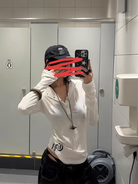 花生酱 美式朋克长袖连帽T恤哥特风防晒罩衫修身薄纱上衣女辣妹