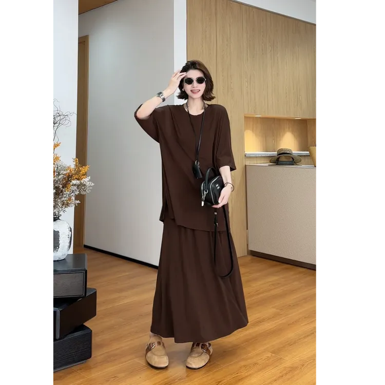 YYOUHAN 2025新款【飞鸟与茶】纯色显瘦T恤半裙两件套 2507C3902