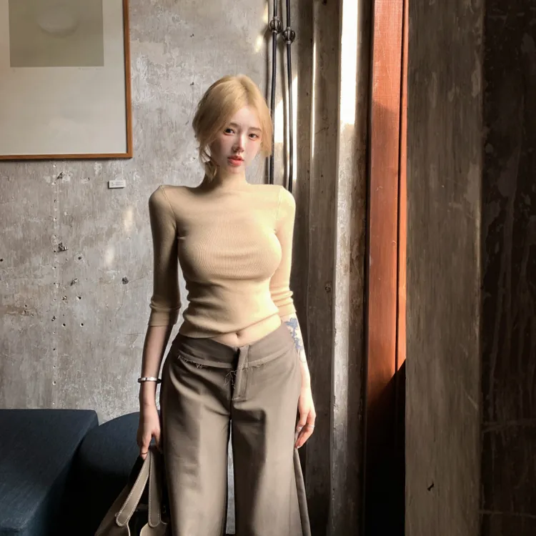 【胡八万专属】气质修身半高领中袖针织修身上衣女低腰设计感西裤女职场通勤套装