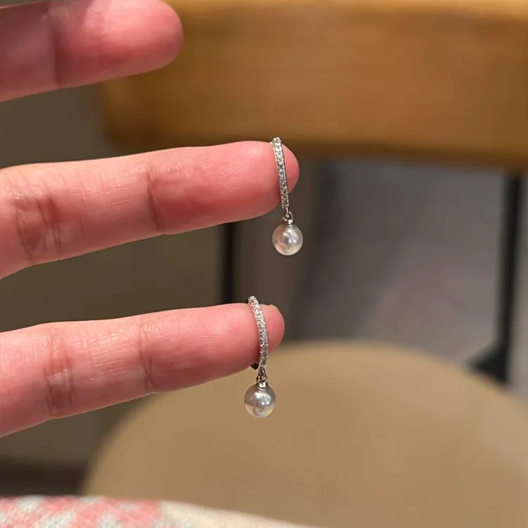 铜合金耳饰 法式复古仿珍珠吊坠耳扣简约日常通勤百搭设计感耳饰