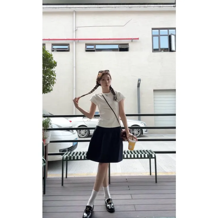 简约短款短袖T恤a字半身裙套装女夏季新款小个子气质高级感两件套