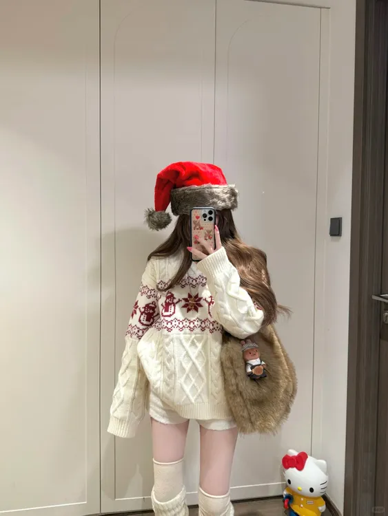 2025冬季新款韩系圣诞氛围感穿搭麻花毛衣搭配短裤气质两件套装女