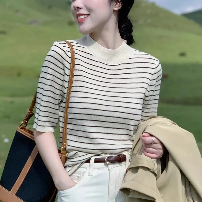 条纹半高领短袖打底衫正肩早秋法式针织中袖内搭女修身高级感上衣