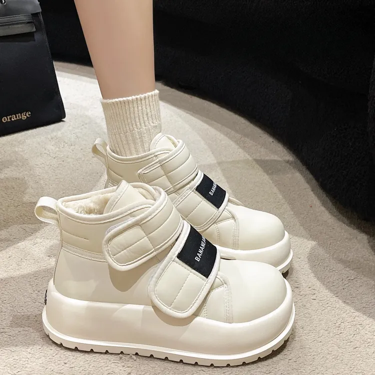 卓诗尼【断码清仓】新款面包雪地靴女2025保暖短靴厚底靴子女棉鞋女