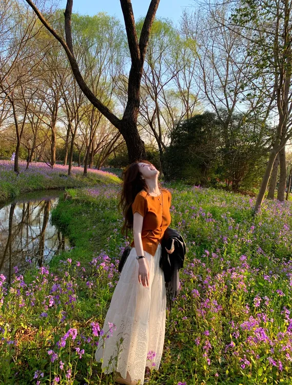 2025夏季新款温柔风一整套女橘色针织上衣搭配镂空半身裙两件套女