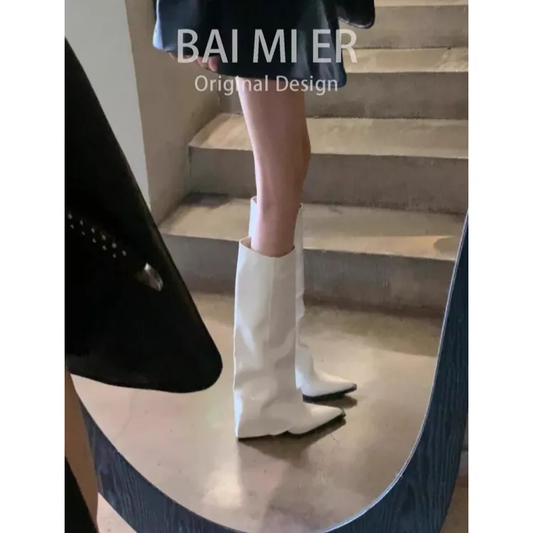 尖头坡跟高筒骑士靴女2025年新款复古风不过膝白色裤管靴秋冬季