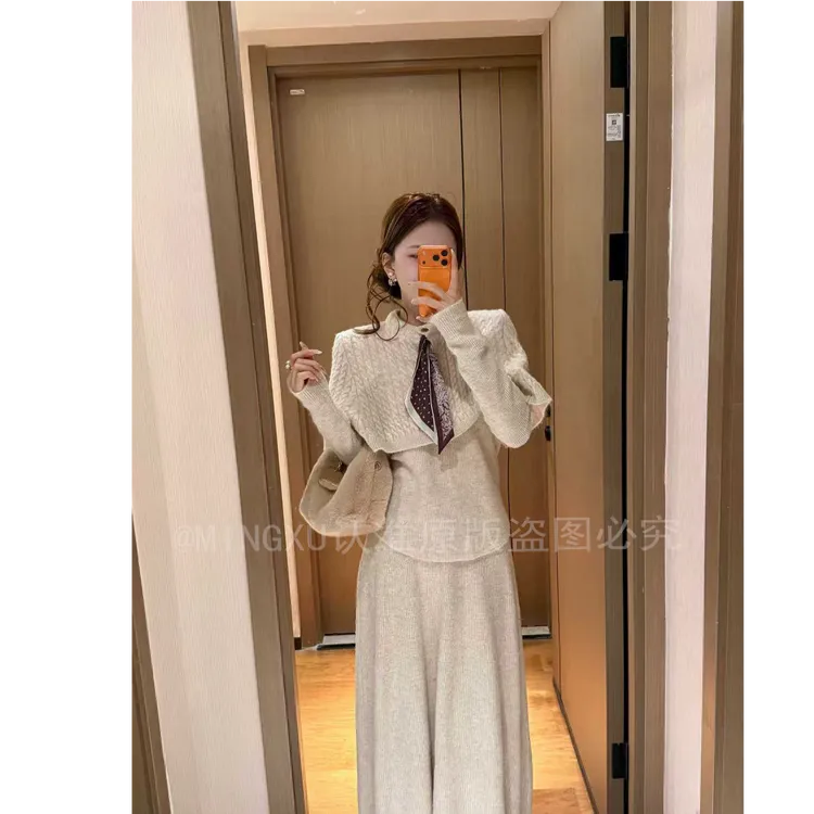 【丝巾斗篷+上衣+半身裙三件套】立体绞花时尚针织套装裙子穿搭潮流