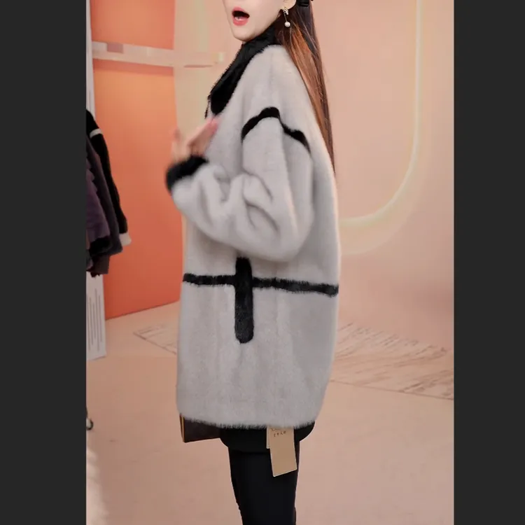 中年妈妈冬装水貂绒外套洋气50岁中老年女秋冬阔太太皮毛一体大衣