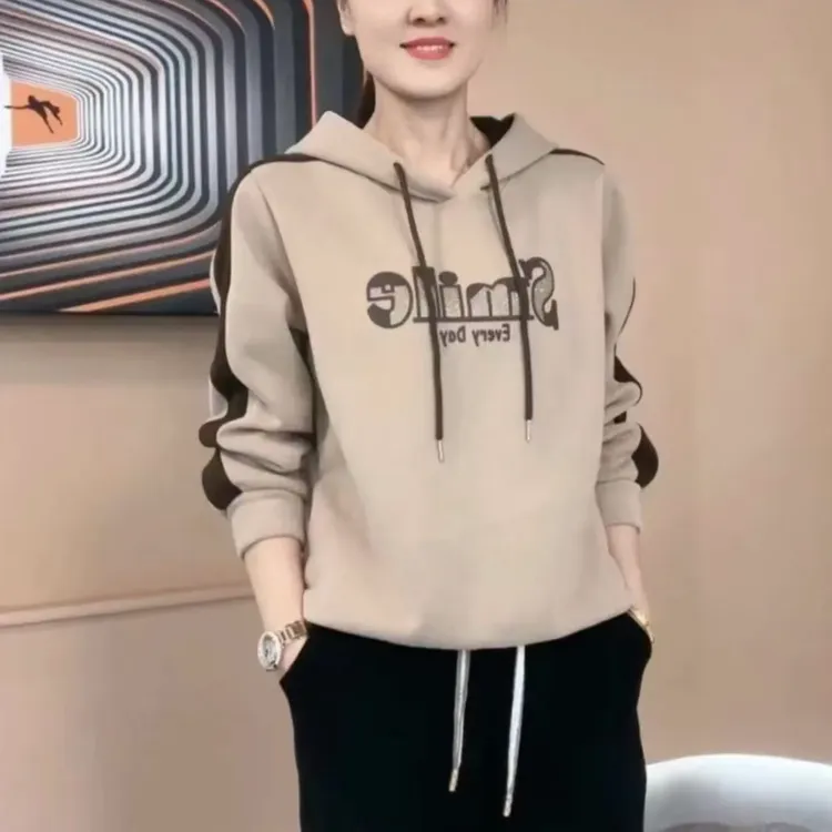 2025年新款春秋季高品质带帽女士卫衣爆款时尚长袖打底衫绒衣  2