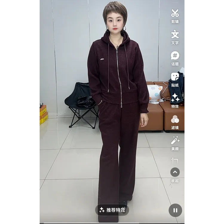 小施家高端时尚纯色拼接设计显廋连帽羊绒套装660