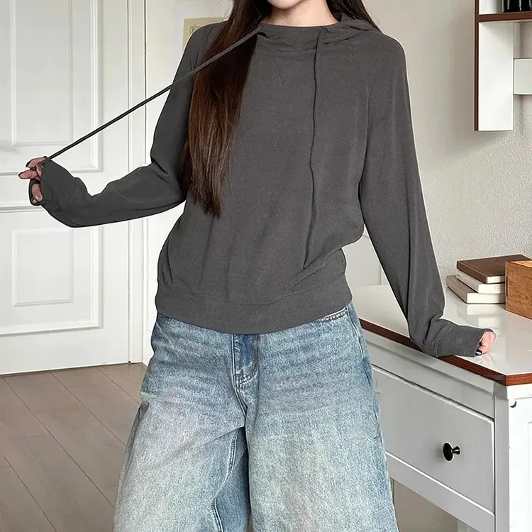 女士保暖卫衣秋冬宽松简约百搭休闲柔软设计感显瘦连帽衫长袖上衣