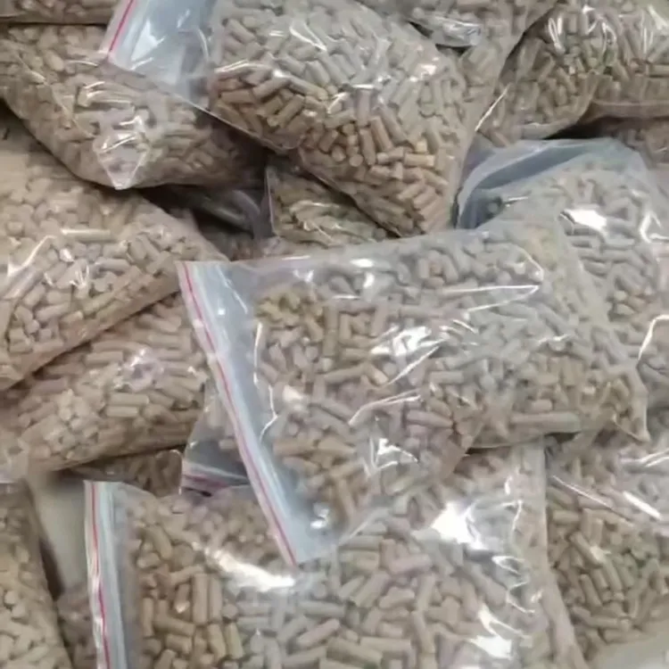 现做现卖，玉米花生枯颗粒，主攻，鲮鱼，罗非，鲤鱼，鲫鱼等等出奇效果