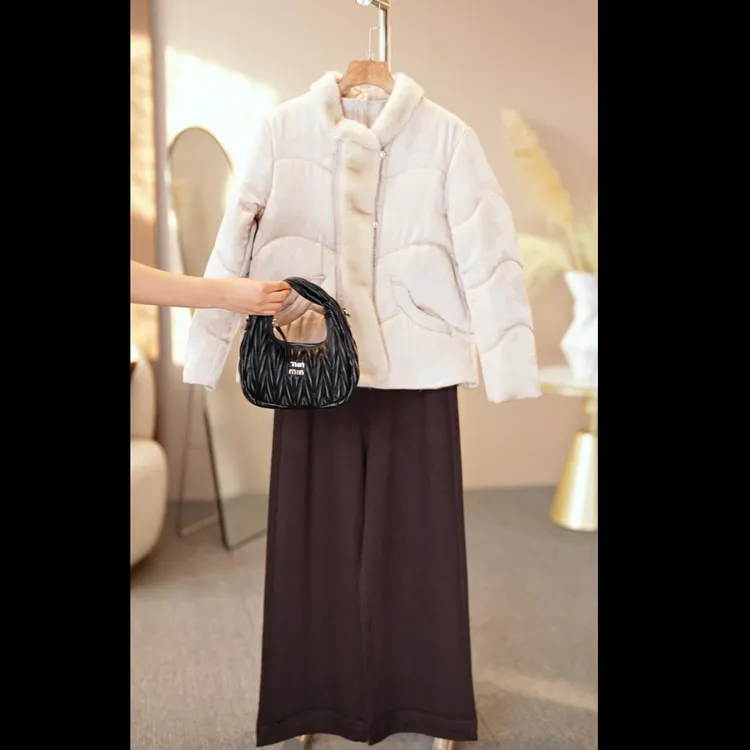 年轻妈妈冬装棉服外套2025新款洋气中老年女装保暖休闲上衣服