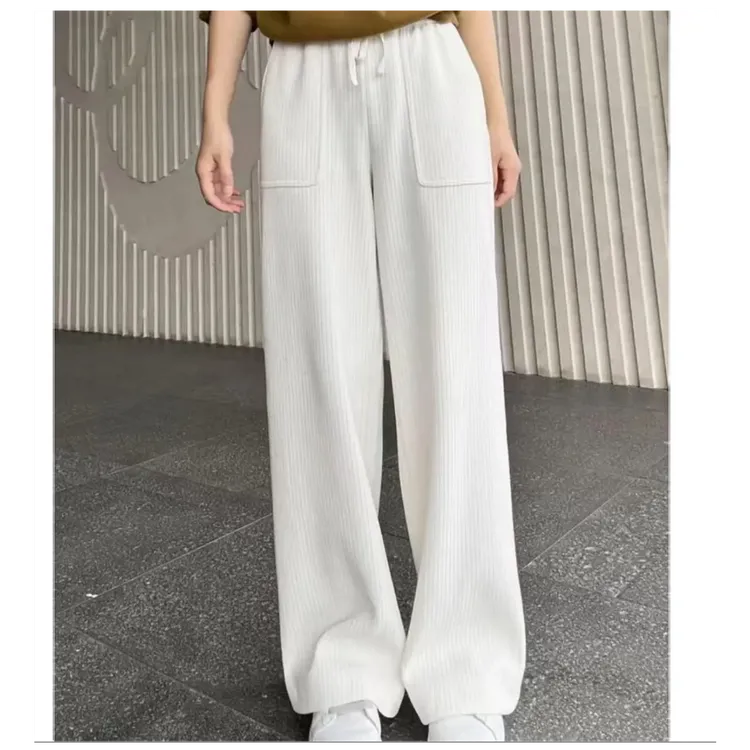 阿玛施AMASS新款休闲百搭加厚质感休闲裤雪尼尔直筒长裤女5100386