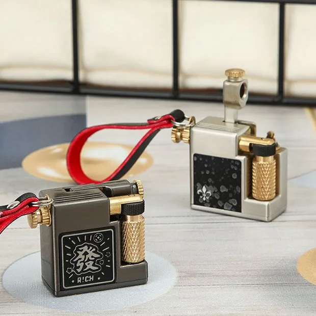 首领新款四方纯铜创意煤油打火机复古砂轮侧滑高档个性小巧迷你