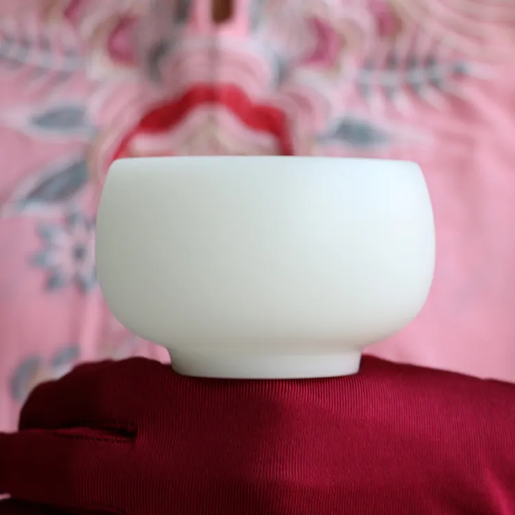 寿桃主人杯大肚杯璞玉素烧非遗传承功夫茶具白瓷150ML