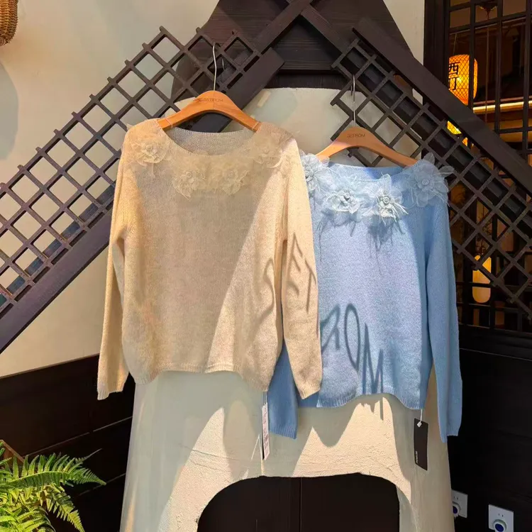 西町村屋韩系立体花朵针织衫XHAD10812