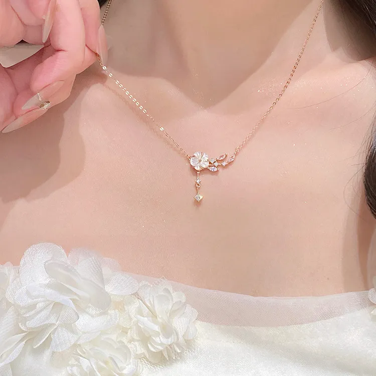 铜合金项链 山茶花甜美风原创设计项链轻奢高级送女生生日礼物