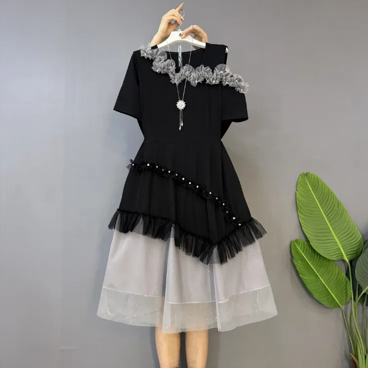 新款大码女装时尚洋气木耳花边设计拼接显瘦连衣裙