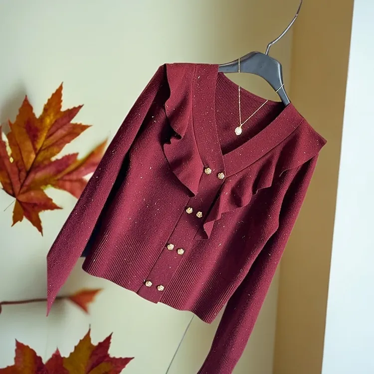 小香风荷叶边V领短款针织衫上衣女秋冬修身显瘦套头内搭打底毛衣