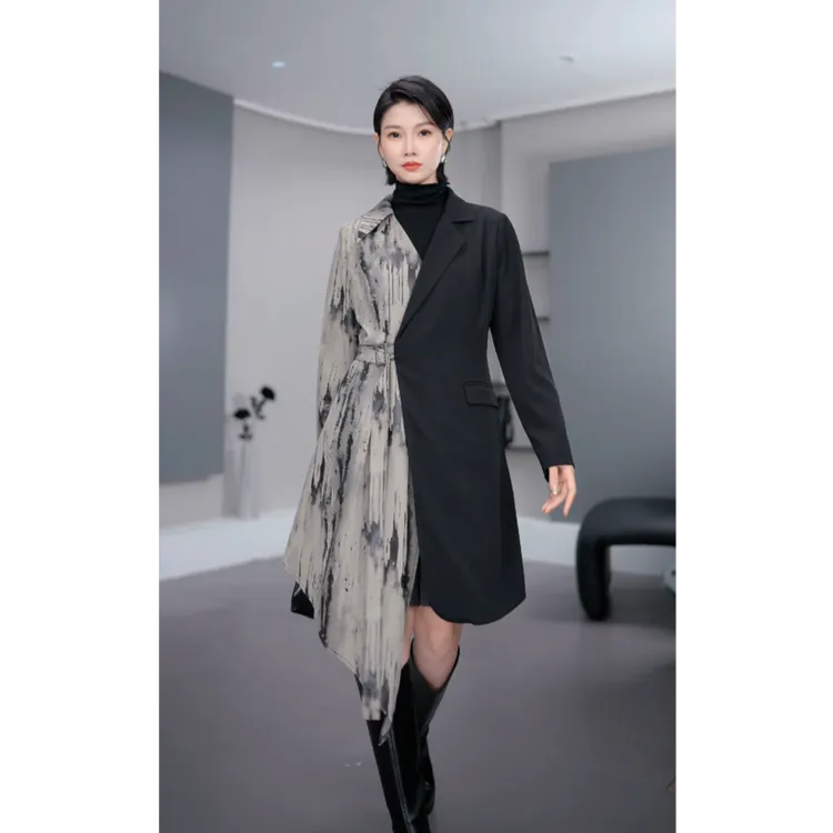 鑫鑫2025秋冬季新款小众炸街高级感女装复古拼接AB面连衣裙6809