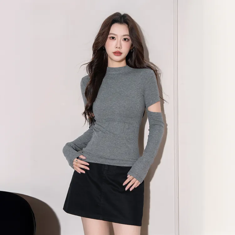 半高领长袖打底衫女春秋冬新款针织内搭设计感镂空修身上衣百搭