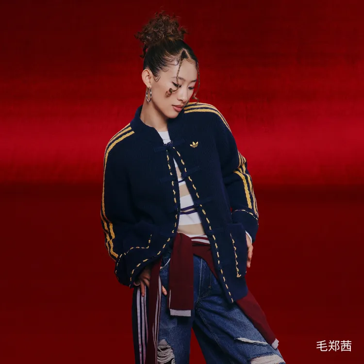 adidas三叶草 新中式秋冬新款休闲针织运动宽松夹克外套KR5064