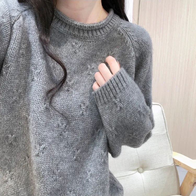 软糯套头慵懒风毛衣女秋冬温柔风宽松加厚卷边钩花小个子针织上衣