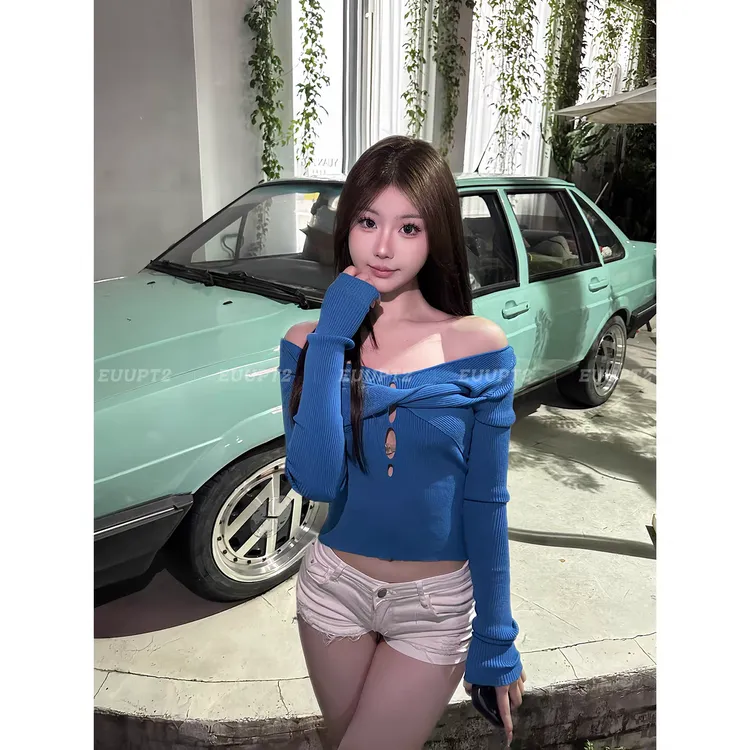 韩版心机辣妹镂空扭结打底内搭女辣妹内搭软糯修身显瘦针织上衣