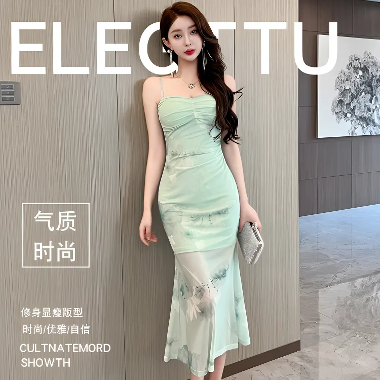 新中式国风复古优雅吊带连衣裙女夏季复古小众设计感修身鱼尾长裙