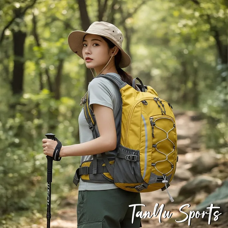 探屿轻便户外徒步包男女骑行运动包双肩包旅行防水尼龙布登山背包