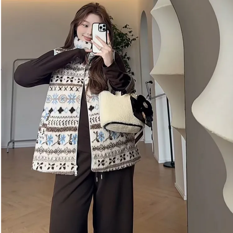 【瘦瘦】初学日记-大码立领费尔岛无袖保暖宽松摇粒绒马甲S02187