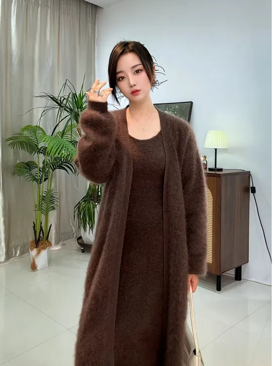 刘总自产自销100%拉绒小山羊毛baby绒吊带长裙加绒加厚冬季两件套