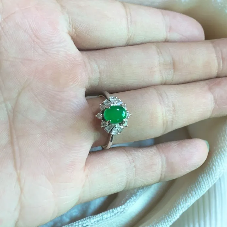 天然A货翡翠戒指女款S925银镶嵌冰种阳绿蛋面开口戒时尚女士银戒