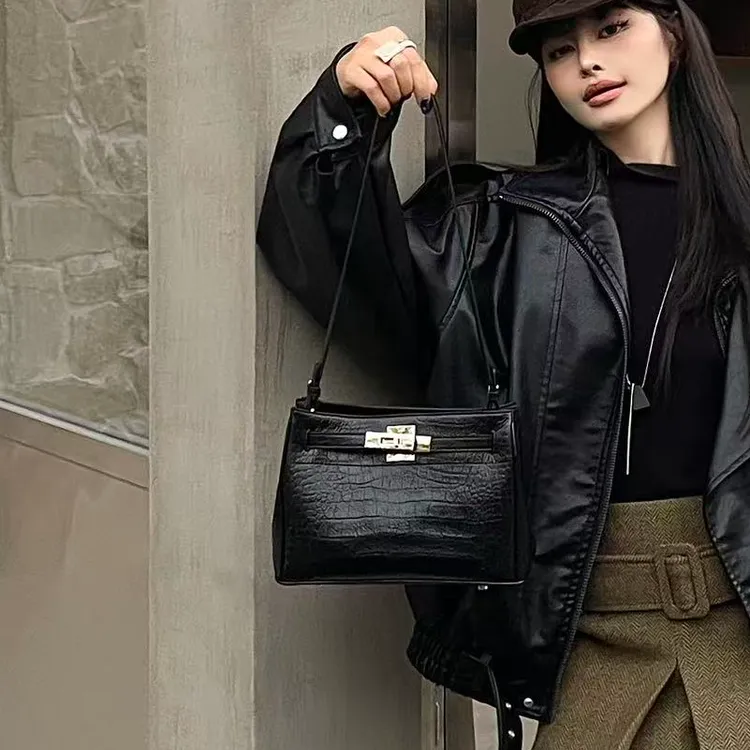 2025新款高级感百搭鳄鱼纹休闲凯莉包女轻奢真皮腋下包斜挎包