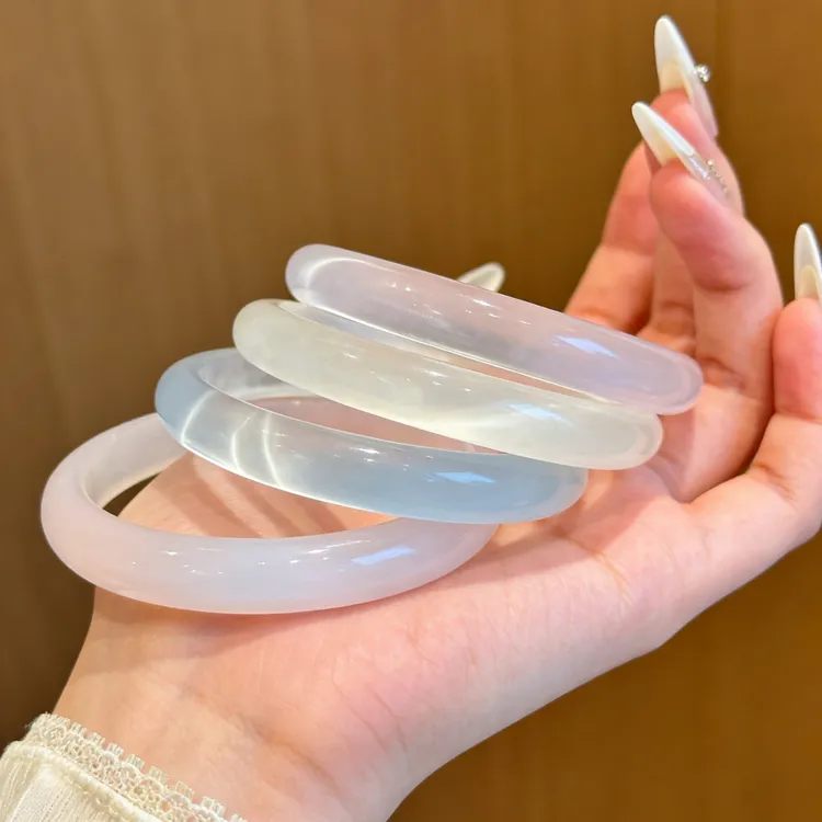 猫眼冰透白色白月光冰种琉璃手镯女冰冰蓝国风新中式小众百搭首饰