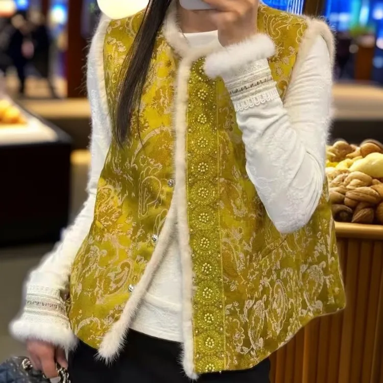 2025冬款水貂毛拼接夹棉，人丝提花腰果花2025炸街国风衣服女