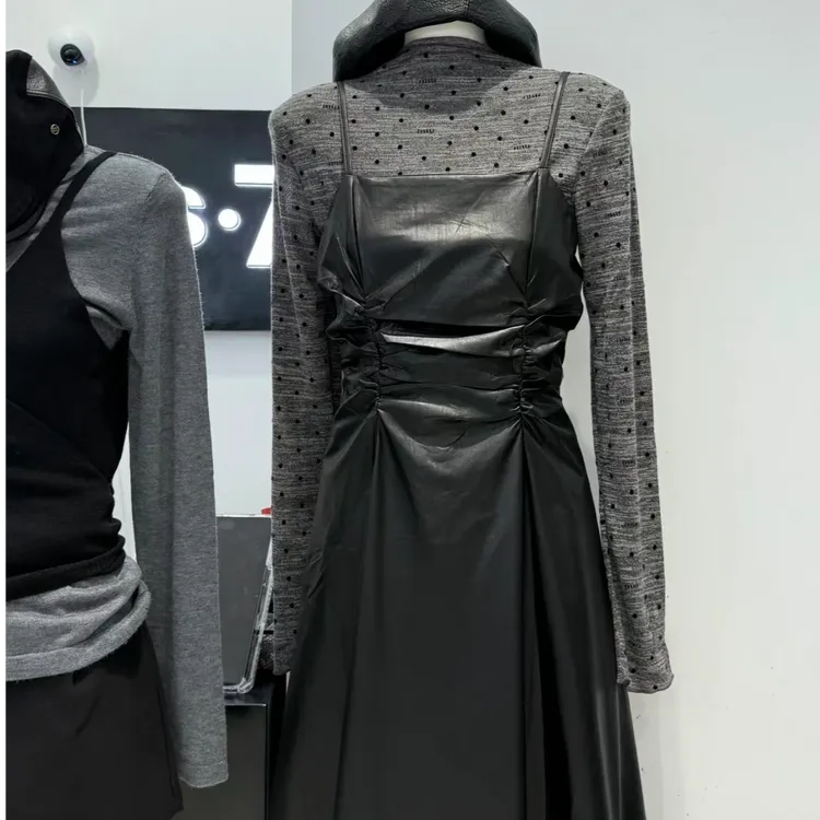 LIANSU/圆脸酥祈雪相悦长袖T恤+吊带连衣裙两件套88553木