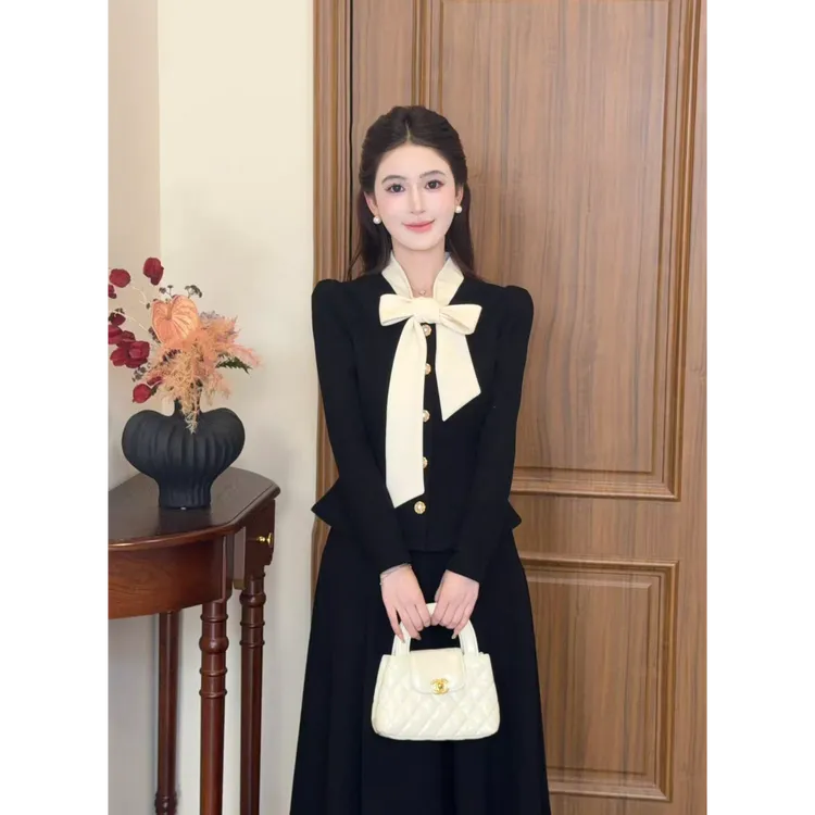 LiLi李李家【冬日童话】温柔千金风加厚加绒粉色/黑色套装XMZH9722