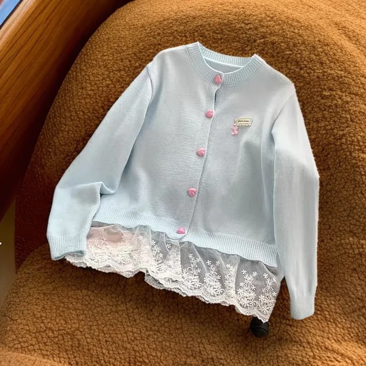 爱心扣蕾丝拼接假两件开衫温柔甜美百搭时尚气质长袖春季宽松上衣
