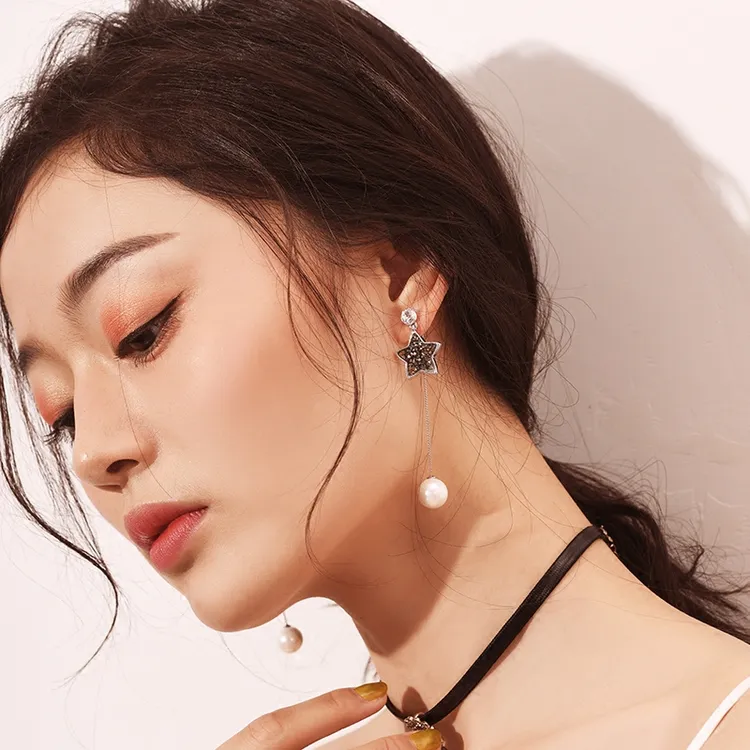 铜合金合成锆石耳饰 小众设计款高级感耳夹女无耳洞款耳坠冷淡风