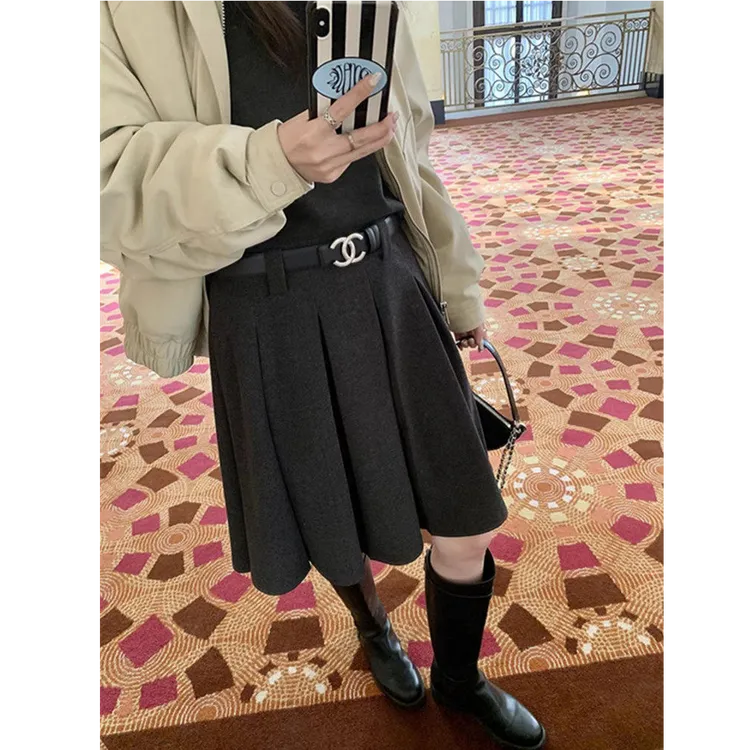大码女装肥妹妹mm灰色压褶毛呢半身裙冬高腰显瘦休闲中短裙200斤