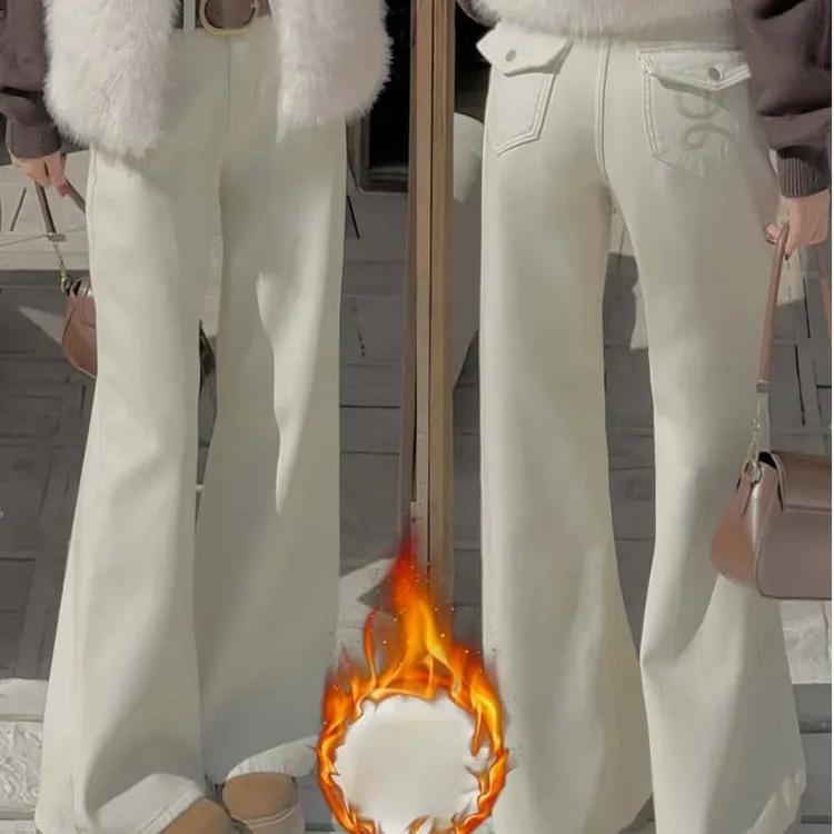 2025纯棉冬季米白色不贴腿微喇牛仔裤女高腰显瘦休闲加绒阔腿裤子