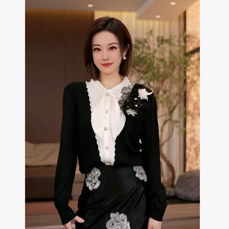 【魅力加值】Molly重工洋气冬季优雅毛针织衫显瘦轻奢上衣 M2530258