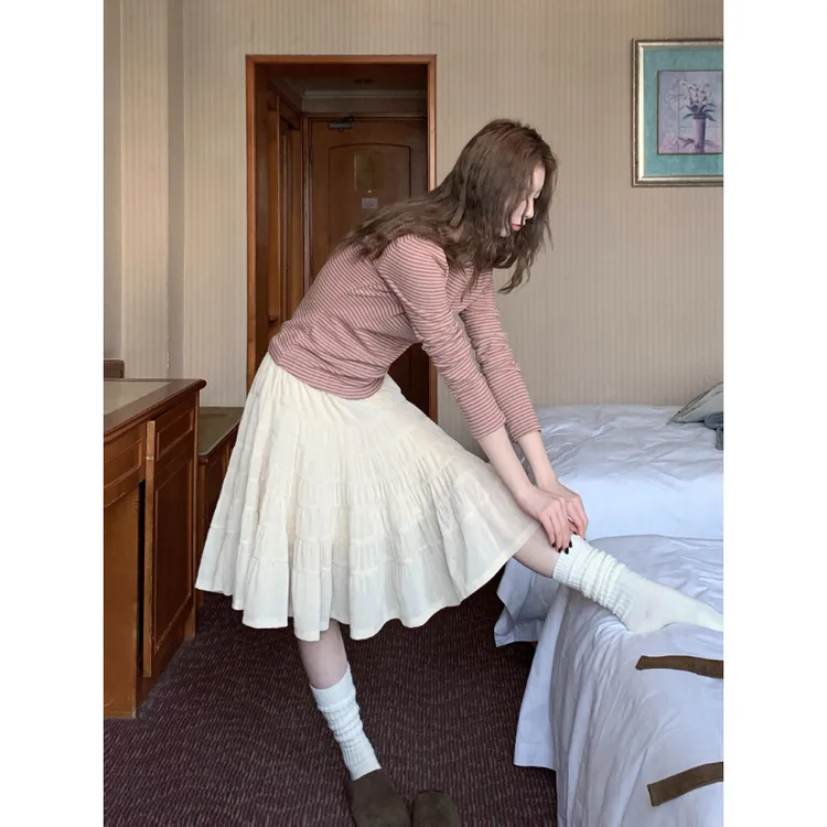MARIE.COCO秋冬韩式设计感软糯修身显瘦针织条纹上衣高级感半身裙